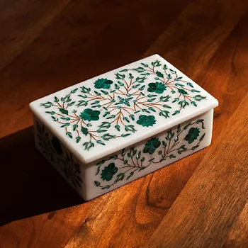 Kitchen, Dining & Bath