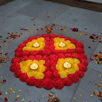 Decorative Corner Rangoli for Diwali with Tealight Holder Artificial Flower Rangoli